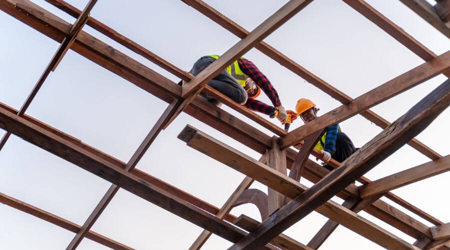 Professional gutter cleaning services in Jerseyville, IL